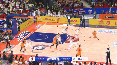 j9九游会老哥俱乐部交流李弘权谈哈维绝杀时刻：觉得大家都没有完全消化过来 太牛了！