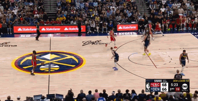 j9九游会老哥俱乐部交流穆雷单手擒住鲍威尔😠双方冲突！快船2T&掘金1T 穆雷没追加处罚