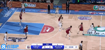 ag九游会亚洲真人第一品牌攻防建功！雷蒙连续抢断反击 连投带罚包揽球队开场5分